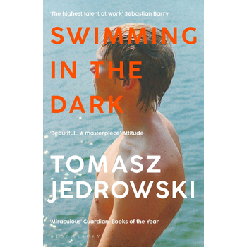 Swimming in the Dark (Paperback) bij Singel 344