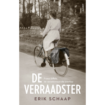 De verraadster (Paperback) bij Singel 344