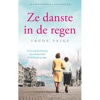 Ze danste in de regen (Paperback) bij Singel 344