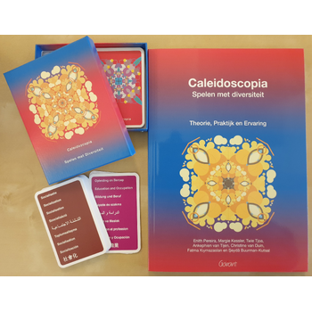 Caleidoscopia. Spelen met diversiteit - Set (Boek+spelkaarten) (Paperback) bij Singel 344