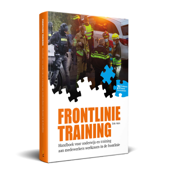 Frontlinie Training (Hardback) bij Singel 344
