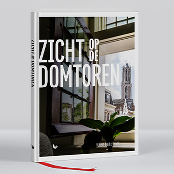 Zicht op de Domtoren (Hardback) bij Singel 344