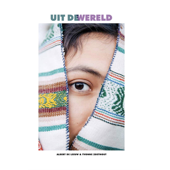 Uit de Wereld (Paperback) bij Singel 344