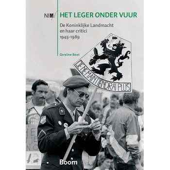 Het leger onder vuur (Paperback) bij Singel 344