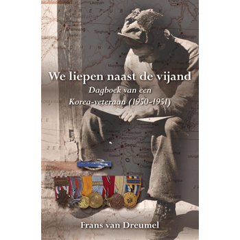 We liepen naast de vijand (Paperback) bij Singel 344