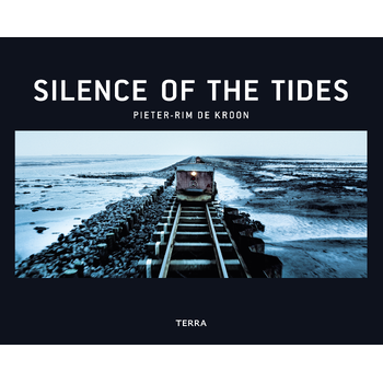 Silence of the tides (Hardback) bij Singel 344