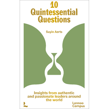 10 Quintessential Questions (Hardback) bij Singel 344