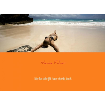 Nienke schrijft haar vierde boek (Paperback) bij Singel 344