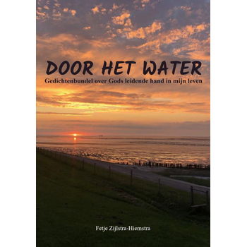 Door het water (Paperback) bij Singel 344