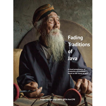 Fading Traditions of Java (Hardback) bij Singel 344