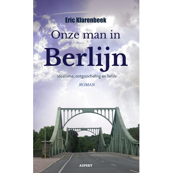 Onze man in Berlijn (Paperback) bij Singel 344