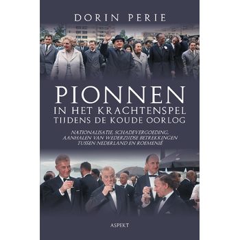 Pionnen in het krachtenspel tijdens de Koude Oorlog (Paperback) bij Singel 344