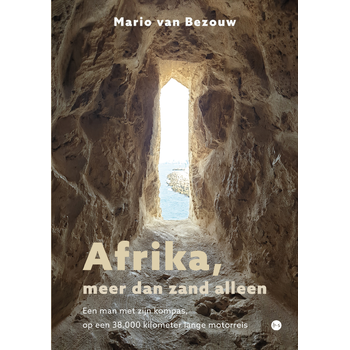 Afrika, meer dan zand alleen (Paperback) bij Singel 344