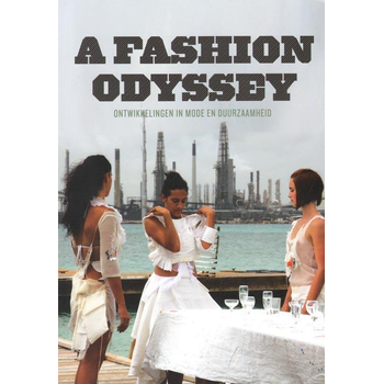 A fashion odyssey (Paperback) bij Singel 344