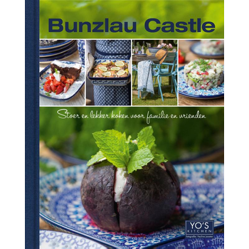 Bunzlau Castle (Hardback) bij Singel 344