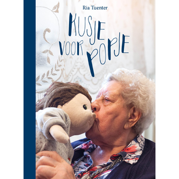 Kusje voor popje (Hardback) bij Singel 344