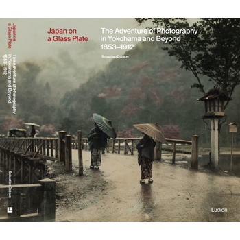 Japan on a Glass Plate (Hardback) bij Singel 344